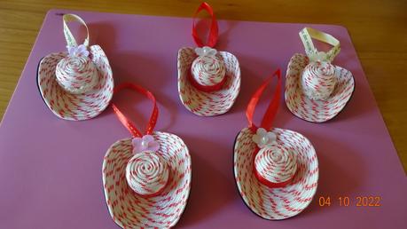 Mes ouvrages encore quelques petits chapeaux