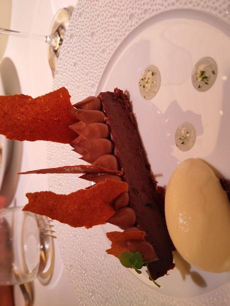 Au sommet de l’Olympe chez Mavrommatis Au sommet de l’Olympe chez Mavrommatis