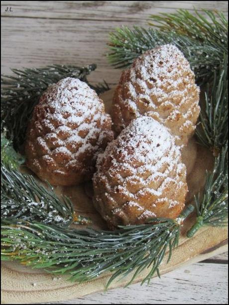 Pommes de pin à la noisette Pommes de pin à la noisette