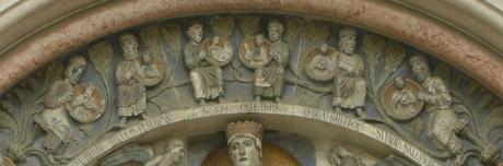 Antelami 1196 Portail de la Vierge Baptistere de Parme detail