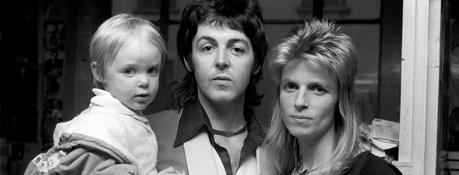La fille de Paul McCartney a déclaré que ses parents étaient “très intelligents” de ne pas lui donner beaucoup d’argent. La fille de Paul McCartney a déclaré que ses parents étaient “très intelligents” de ne pas lui donner beaucoup d’argent.