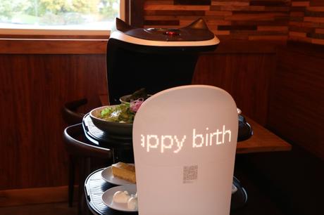 Le restaurant du sud du comté de Chester propose une technologie innovante en utilisant un robot comme serveuse – Daily Local