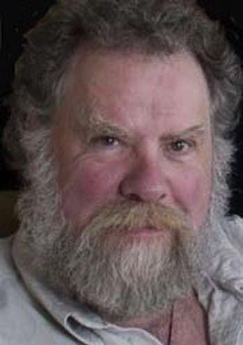 Souvenir des arts : le gourou de l’art et de la technologie George Fifield Souvenir des arts : le gourou de l’art et de la technologie George Fifield