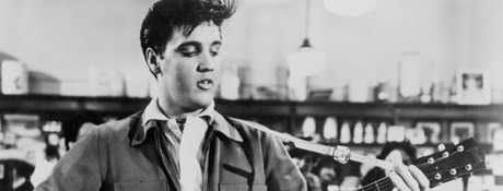 Pourquoi John Lennon possédait 10 exemplaires de la chanson “Heartbreak Hotel” d’Elvis Presley ?