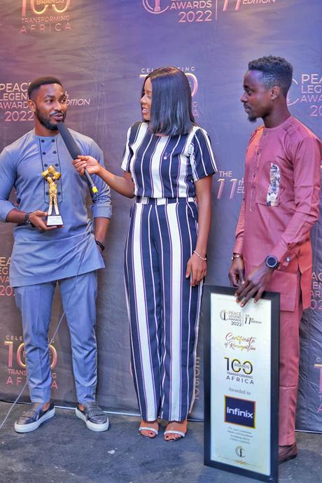 Infinix remporte le prix de la meilleure marque de téléphones mobiles au Nigeria Infinix remporte le prix de la meilleure marque de téléphones mobiles au Nigeria