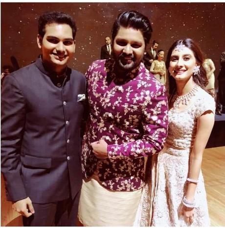 Tina Ambani publie un portrait de famille pour souhaiter à son neveu, Arjun Kothari, le jour de son 3e anniversaire de mariage