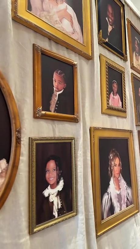 Les fans de Kardashian révèlent que la famille de la théorie sauvage a retrouvé Caitlyn Jenner pour Thanksgiving après avoir remarqué des détails dans la vidéo Les fans de Kardashian révèlent que la famille de la théorie sauvage a retrouvé Caitlyn Jenner pour Thanksgiving après avoir remarqué des détails dans la vidéo