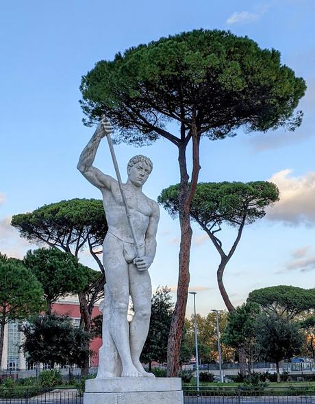 Le Foro italico et le Stadio dei Marmi à Rome - 62 photos de sculptures et d'architecture sportives au temps du fascisme mussolinien