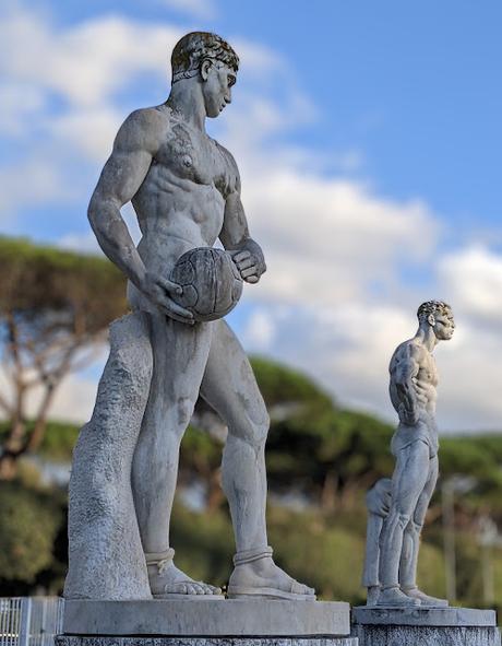 Le Foro italico et le Stadio dei Marmi à Rome - 62 photos de sculptures et d'architecture sportives au temps du fascisme mussolinien