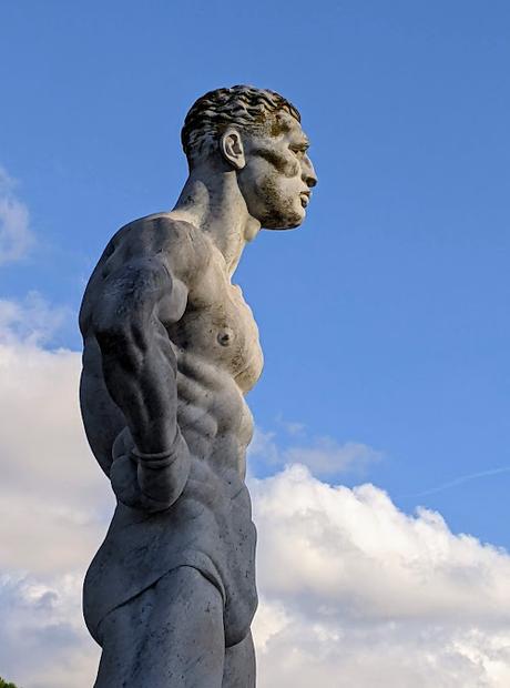 Le Foro italico et le Stadio dei Marmi à Rome - 62 photos de sculptures et d'architecture sportives au temps du fascisme mussolinien