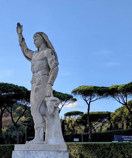 Le Foro italico et le Stadio dei Marmi à Rome - 62 photos de sculptures et d'architecture sportives au temps du fascisme mussolinien