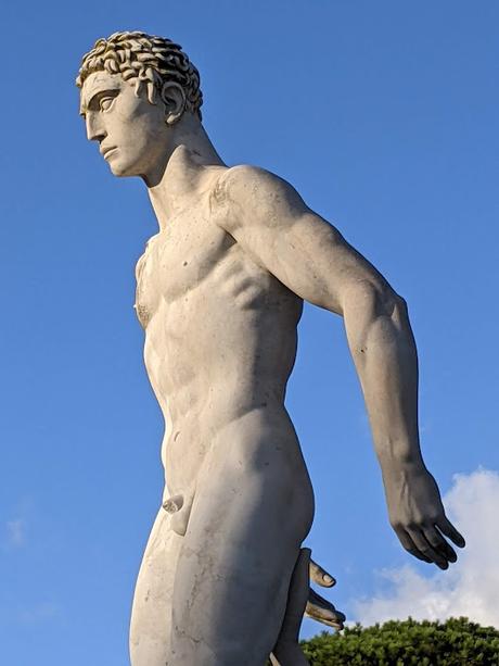 Le Foro italico et le Stadio dei Marmi à Rome - 62 photos de sculptures et d'architecture sportives au temps du fascisme mussolinien