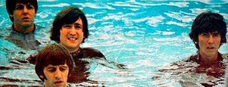 George Harrison s'est emporté contre les fans des Beatles qui lui jetaient des objets.