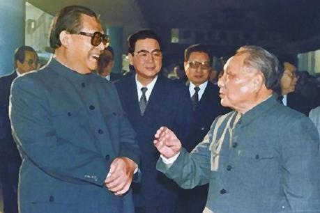 Jiang Zemin, admirateur de la culture française Jiang Zemin, admirateur de la culture française