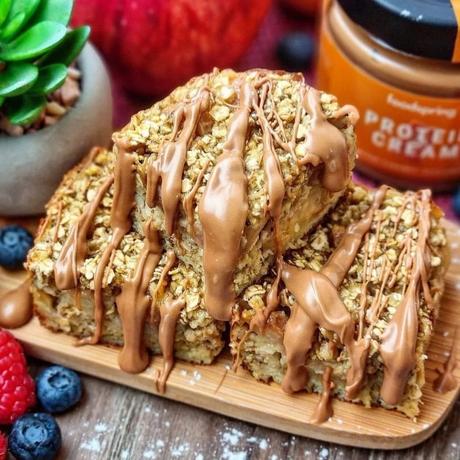 Moelleux à la pomme et caramel beurre salé Moelleux à la pomme et caramel beurre salé