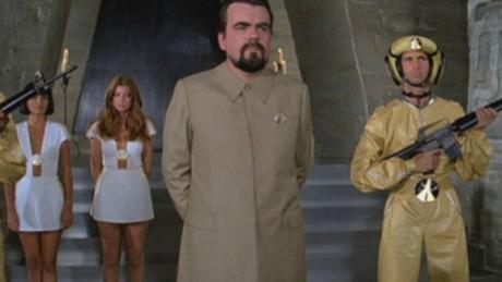 Cinema Paradiso**********************Moonraker de Lewis Gilbert