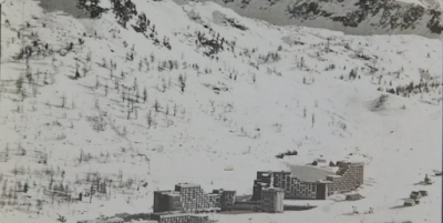 Répétition du virage « pur aval » à ski avant la Suède