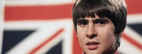 Pourquoi Davy Jones des Monkees était présent lorsque les Beatles ont enregistré “Revolution 1” ?
