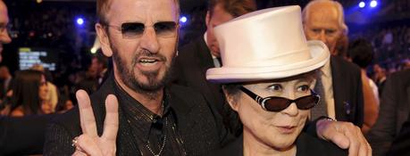 Ringo Starr a toujours aimé Yoko Ono pour ses ” idées folles ” : ” Elle était bonne pour John “.