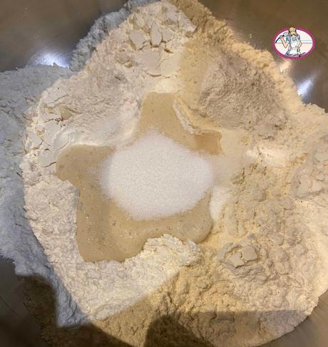 Couronne des Fêtes: la babka au pesto de noix macadamia Couronne des Fêtes: la babka au pesto de noix macadamia