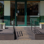 Conecto la rencontre du beton et de lacrylique