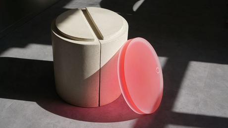 Conecto la rencontre du beton et de lacrylique