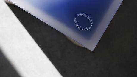 Conecto la rencontre du beton et de lacrylique