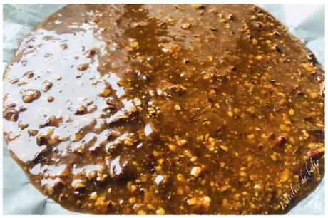 Entremet orange Cointreau, coulant et croustillant pécan, pommes caramélisées, brownie pécan, pour bûche ou cercle.