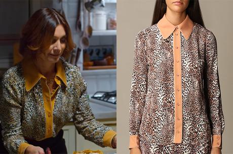 ODIO IL NATALE : la blouse léopard de Marta, la mère de Gianna dans le premier épisode