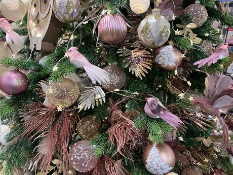 des fêtes prochaines : Noel et jour de l’an –