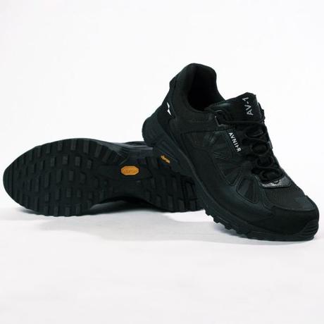 AVNIER dévoile sa première paire de sneakers sneakers AVNIER noires