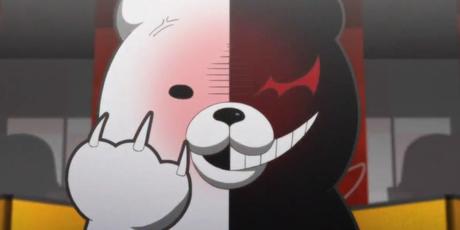 10 méchants de jeux vidéo qui ont vraiment besoin d’un partenaire Monokuma montrant ses griffes