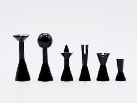 La magie des échecs à la galerie Morandi