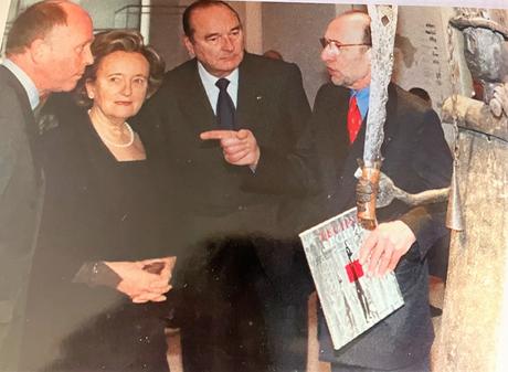 Une bonne nouvelle : le Dieu Gou -revenu au pavillon des sessions – au Louvre.
