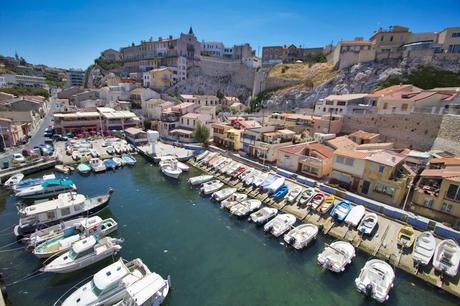 Marseille Vallon des Auffes © Rob Taylor - licence [CC BY 2.0] from Wikimedia Commons