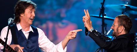 Paul McCartney a eu une réponse semblable à celle de Ringo Starr lorsqu'on lui a demandé s'il pouvait l'aider à devenir chevalier.