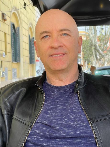 Portrait de l’écrivain Sylvain Turner