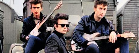 John Lennon a eu une crise de nerfs en apprenant le décès de Stuart Sutcliffe, guitariste des Beatles et compagnon d'âme.