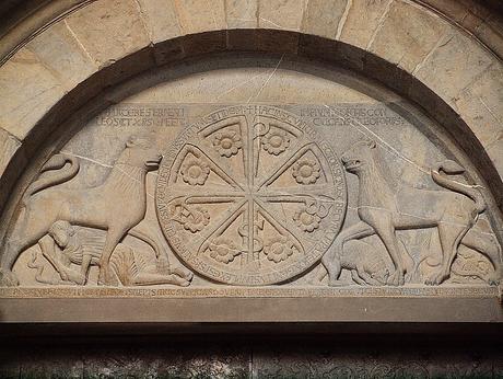 Crismon_Catedral_de_Jaca