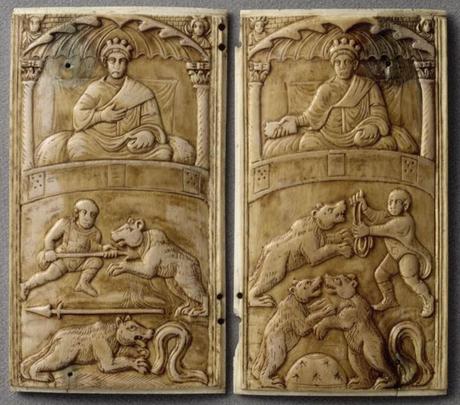 Diptyque en ivoire 400-50 Louvre OA 9062