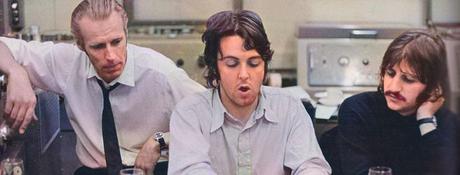 Ringo Starr n’a pas réussi à intégrer de véritables sons de bulles dans l’album “Abbey Road” des Beatles. Ringo Starr n’a pas réussi à intégrer de véritables sons de bulles dans l’album “Abbey Road” des Beatles.