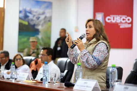 Graave crise sociale et politique au Pérou. Chute de Castillo, émeutes et nouvelle phase de transition, par Mariella Villasante Graave crise sociale et politique au Pérou. Chute de Castillo, émeutes et nouvelle phase de transition, par Mariella Villasante