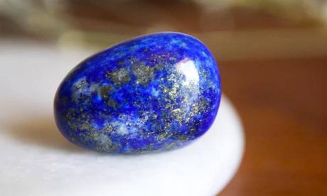 Pierre Lapis Lazuli – Signification, Vertus & Bienfaits