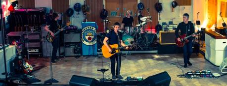 MARY MCCARTNEY PARLE DE NOEL GALLAGHER MARY MCCARTNEY PARLE DE NOEL GALLAGHER