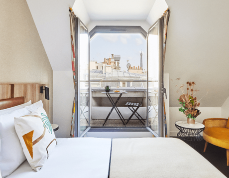 Les plus beaux hôtels de Paris 16ème Chambre sur les toit de l'hotel Plaza Tour Eiffel Paris