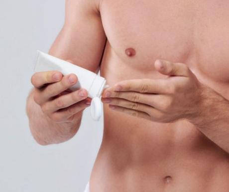 Epilation masculine : dites non aux poils superflus !