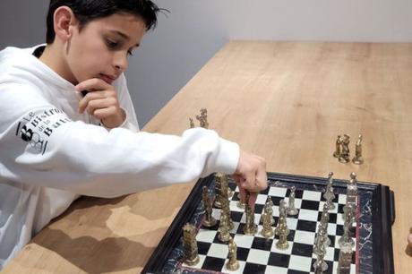 Raphaël, 11 ans, rêve de jouer dans la cour des grands
