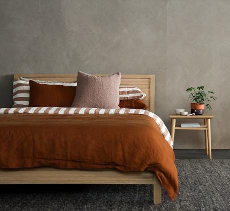 couleurs tendance 2024 housse de couette rideaux assortis rayure terracotta