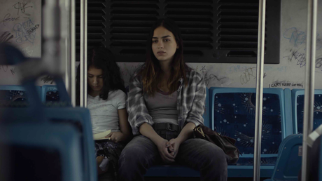 Premier trailer pour All The World is Sleeping de Ryan Lacen