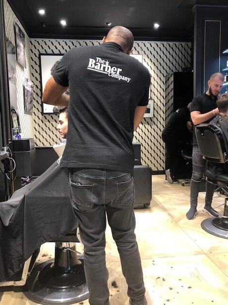 Offrez-vous une coupe… aux poils dans un salon The Barber Company